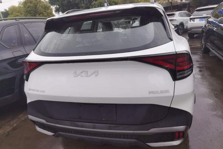 Used Kia Sportage (Chinese Domestic Model) 2025 1.5T Two-Wheel Drive Prestige Edition
