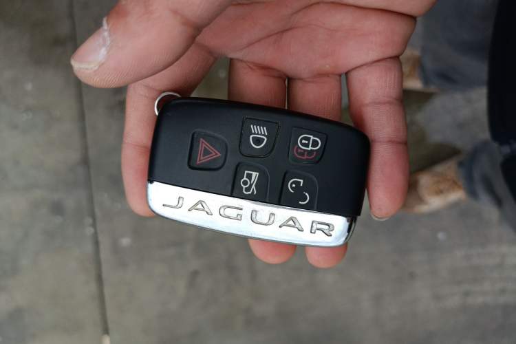 Used Jaguar XEL 2018 2.0T 200 PS Premium Edition Vehicle Key