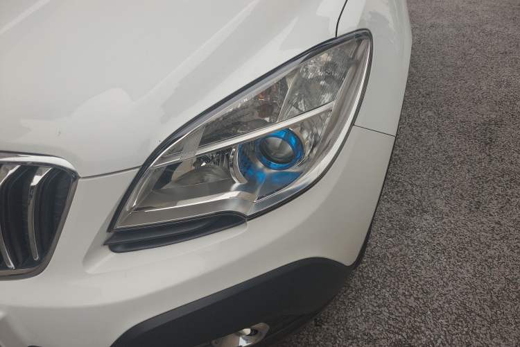 Used Buick Encore 2015 1.4T Automatic Two-Wheel Drive Urban Elite Version