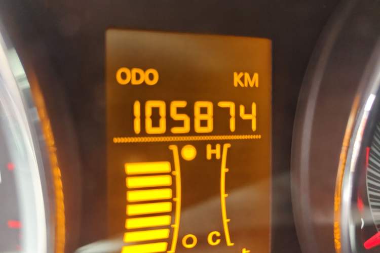 Used Chevrolet Sail 2015 Sail 3 1.3L Manual Ideal Edition Odometer Close Up