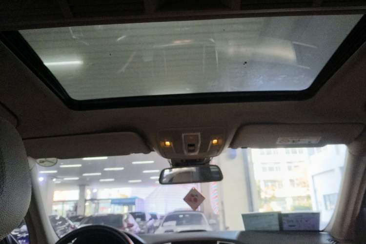 Used Mercedes-Benz M-Class 2014 ML 320 4MATIC
