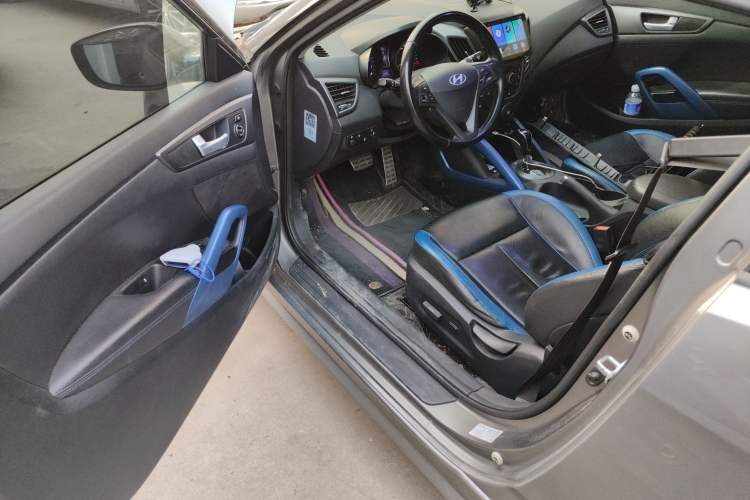 Used Hyundai Veloster 2012 1.6T Automatic Luxury Edition