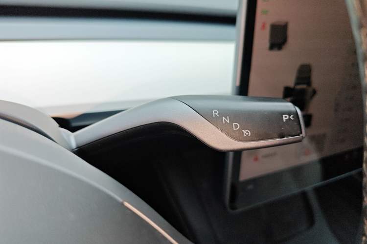 Used Tesla Model 3 2022 Rear-Wheel-Drive Version