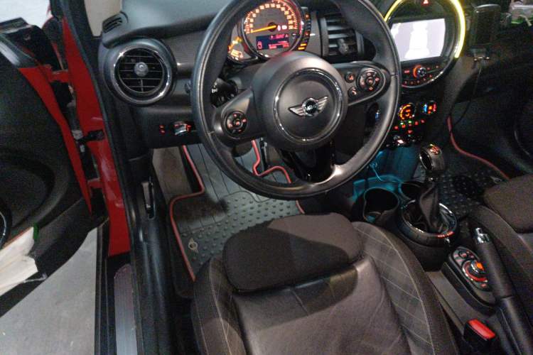 Used MINI 2014 1.5T COOPER Excitement
