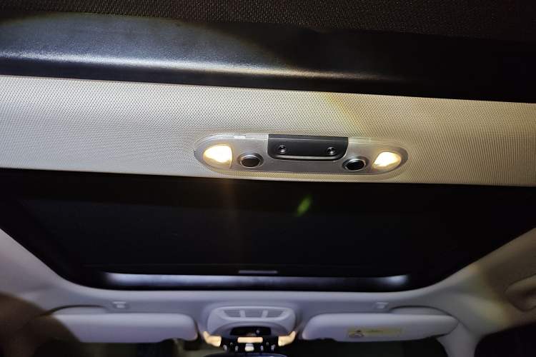 Used MINI 2019 1.5T COOPER 60th Anniversary Edition Five-Door Version Headliner