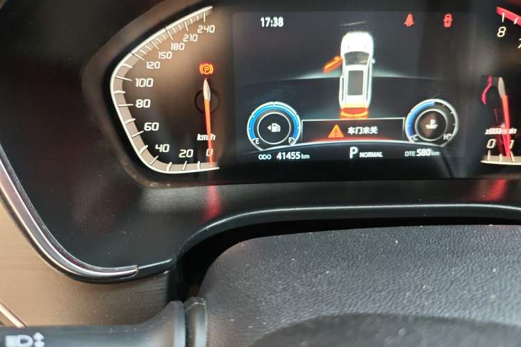 Used CHANGAN CS75 2020 280T DCT Luxury Version China VI Standard
