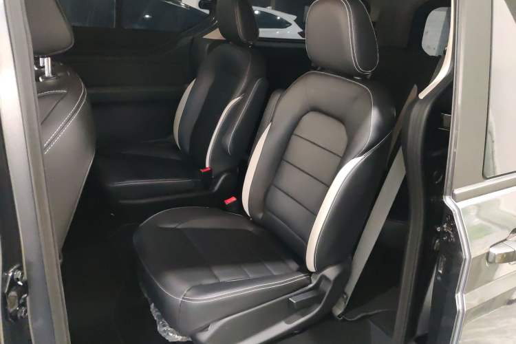 Used Wuling Zhengcheng 2021 1.5T Manual Luxury Version
