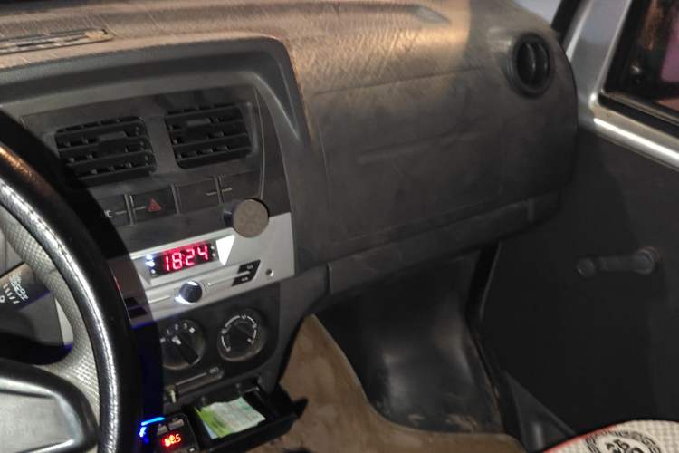 Used Dongfeng Xiaokang K05S 2016 1.2L Practical Version DK12-10
