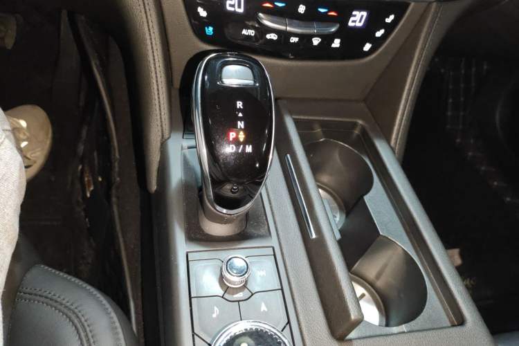 Used Cadillac CT6 2020 28T Luxury Sport Model Gear Lever