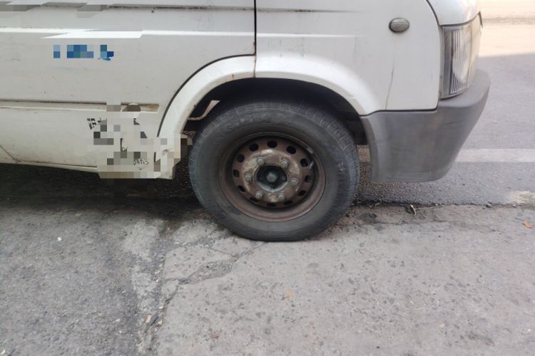 Used Ford Classic Transit 2015 2.8T Diesel Van Short Wheelbase 3-Seater Mid-Roof Short Body – JX493ZLQ4