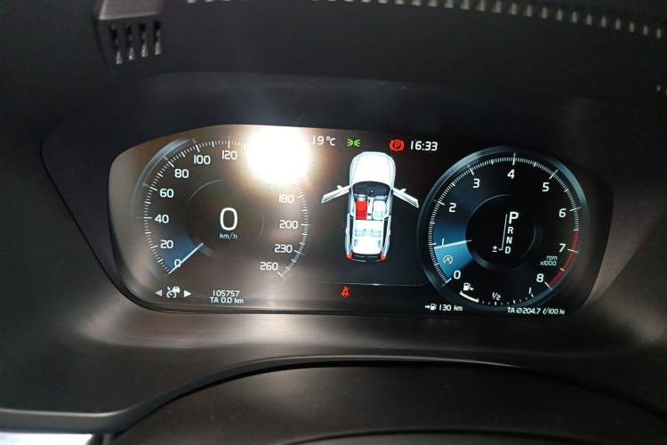 Used Volvo XC60 2020 T5 4x4 Smart & Dynamic Sport Edition Instrument Cluster