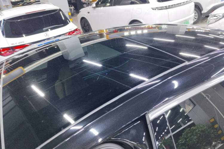 Used Mercedes-Benz E-Class 2024 E 300 L Luxury Model Roof