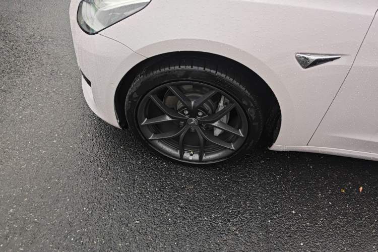 Used Tesla Model 3 2019 Standard Range Rear-Drive Upgraded Version
