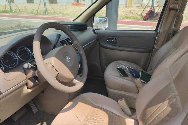 Used Buick GL8 2014 2.4L Classic Edition