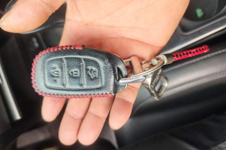 Used Hyundai Mistra 2014 1.8L Automatic Smart GLS Vehicle Key