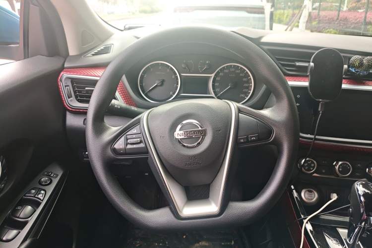 Used Nissan Lannia 2019 1.6L CVT Smart Connect Smart Cool Version China V Standard
