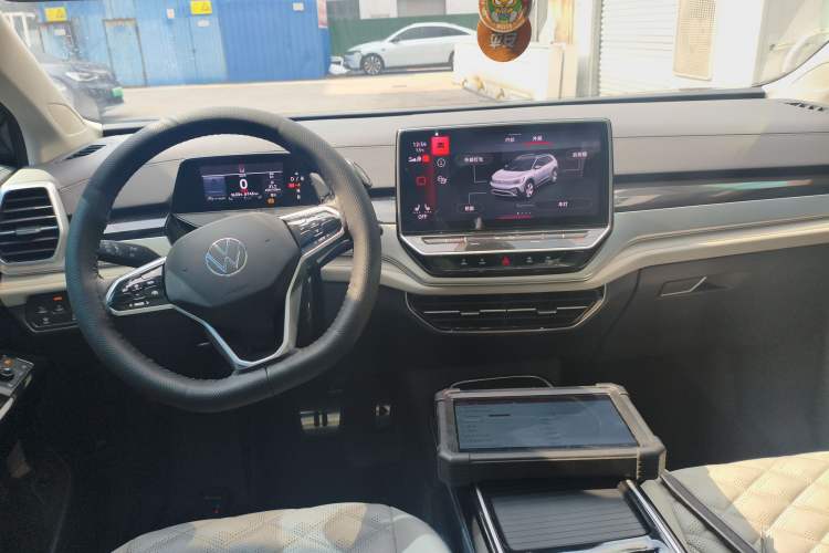 Used Volkswagen ID.6 CROZZ 2021 Long-Range PRO Edition
