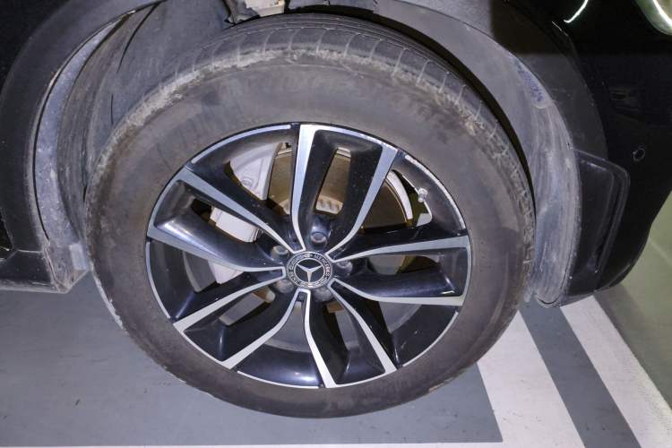 Used Mercedes-Benz GLC 2021 GLC 260 L 4MATIC Luxury Model Right Front Wheel Hub