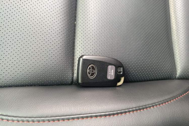 Used Toyota YARiS L Zhi Xuan 2022 X-Trail 1.5L CVT Luxury PLUS Edition