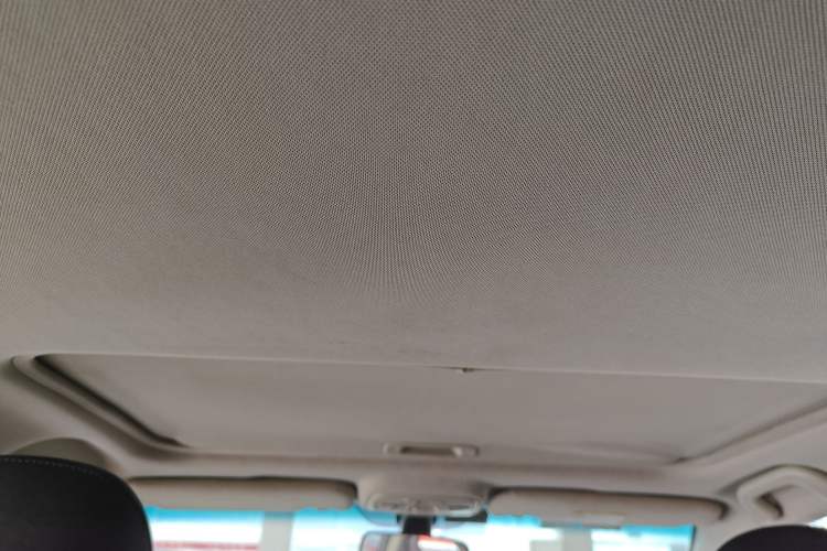 Used Geely Auto Vision 2018 1.5L Automatic Happiness Edition Headliner