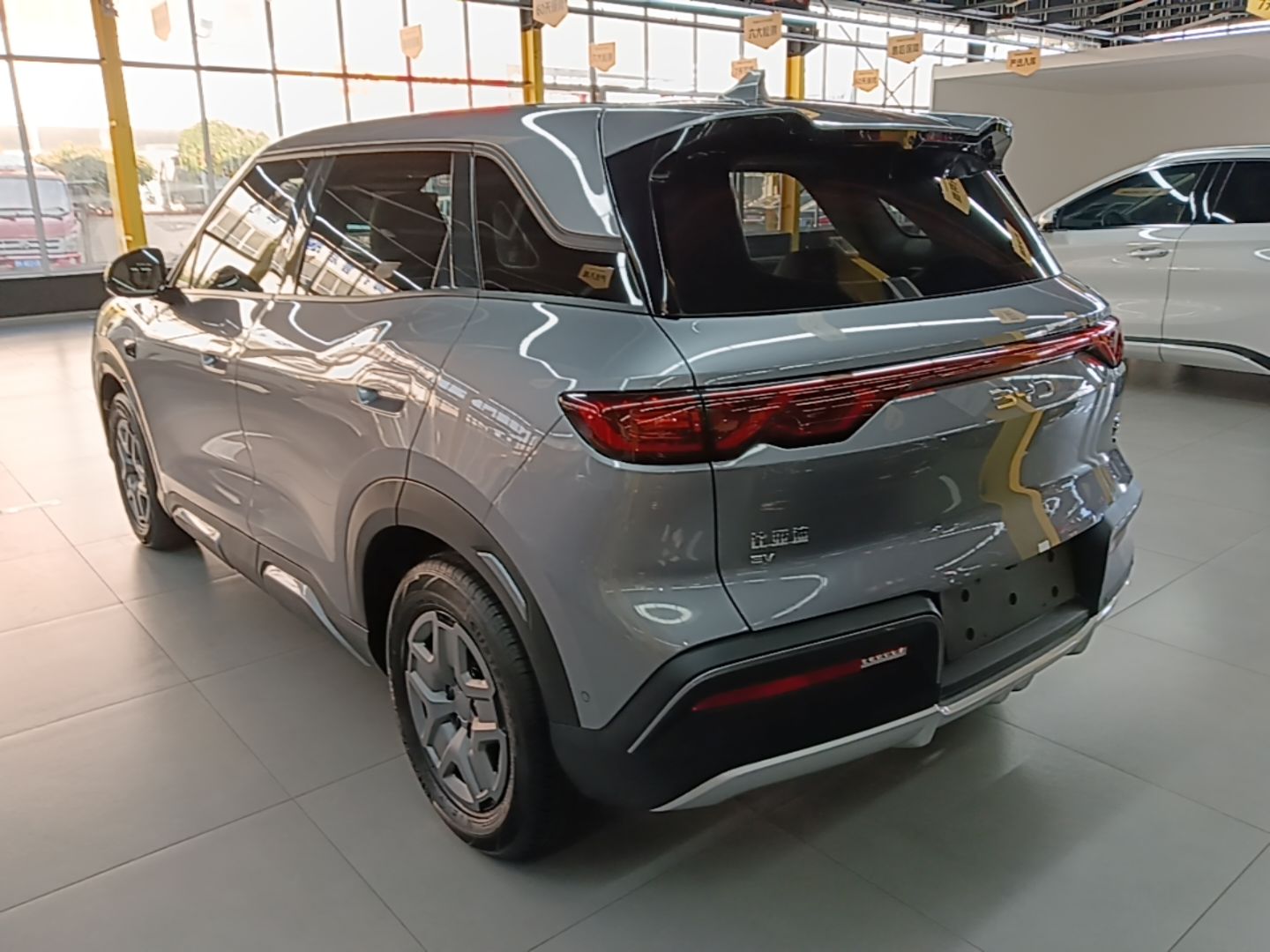 BYD Yuan UP 2025 Intelligent Driving Version 401 KM Dynamic Edition — снимка 4