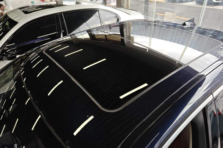 Used BMW 3 Series 2022 325Li M Sport Package Roof