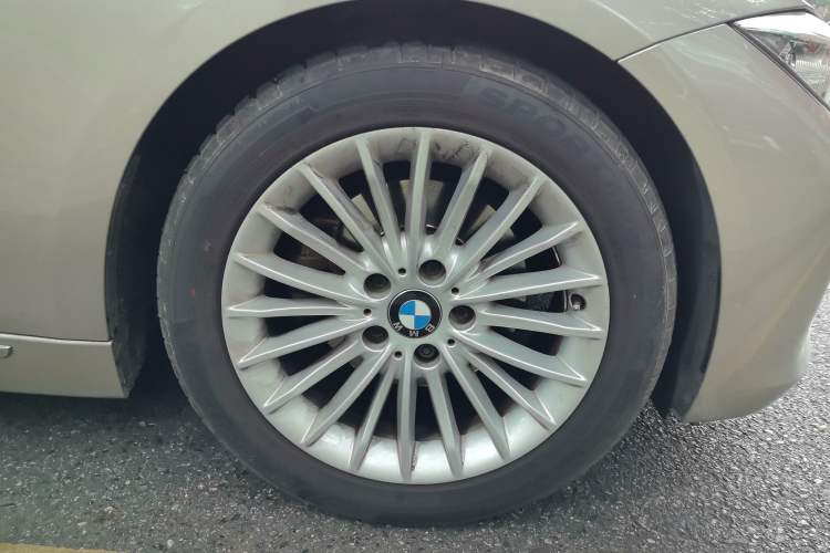 Used BMW 3 Series 2015 320Li Luxury Design Package Premium Edition