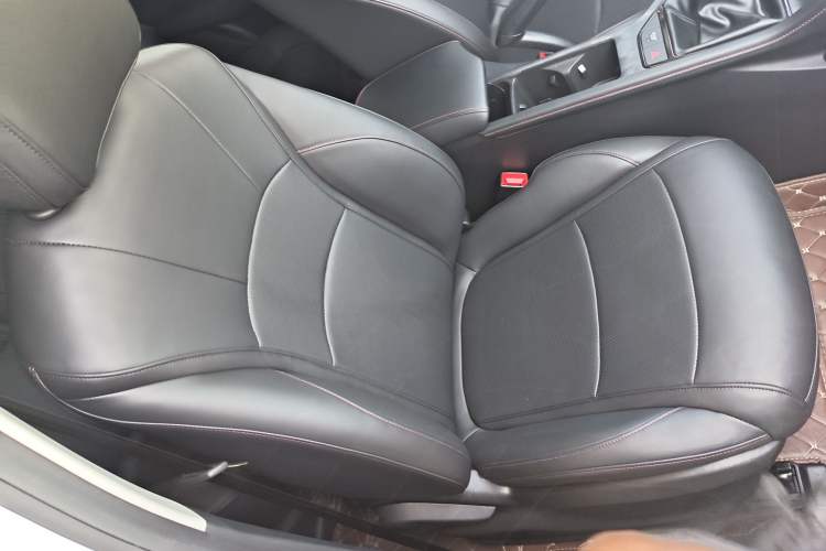 Used Roewe i5 2023 1.5L Manual Excellence Edition Right Front Seat