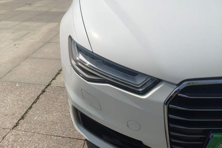 Used Audi A6L 2014 30 FSI Comfort Model Right Front Headlight