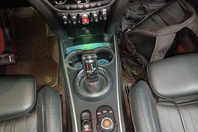 Used MINI Countryman 2019 2.0T COOPER S ALL4 Artist