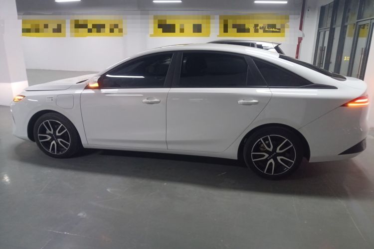 Used Roewe D6 2025 450km Deluxe Edition