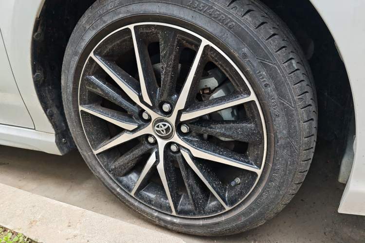 Used Toyota Camry 2021 2.0S FENGSHANG Edition
