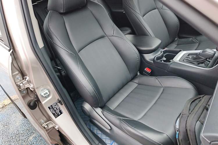 Used Toyota Wildlander 2024 2.0L CVT Two-Wheel Drive Leading Edition
