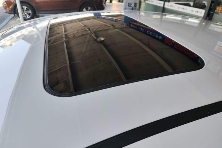 Used Hyundai Elantra (6th Generation / Lingdong) 2016 1.6L Automatic ZhiXuan – Elite Version