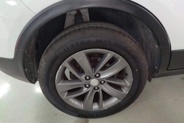 Used Buick Encore 2017 18T Automatic Two-Wheel Drive Urban Leading Model Exterior 5