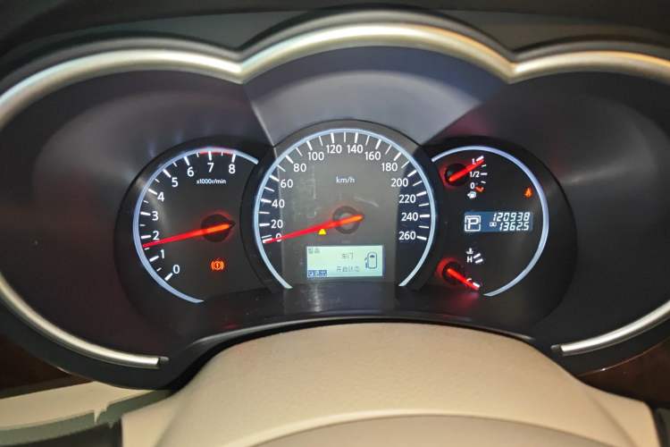Used Nissan Quest 2015 3.5L SL Instrument Cluster