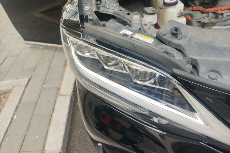 Used Lexus LM 2020 300h Four-Seat Grand Edition Right Front Headlight