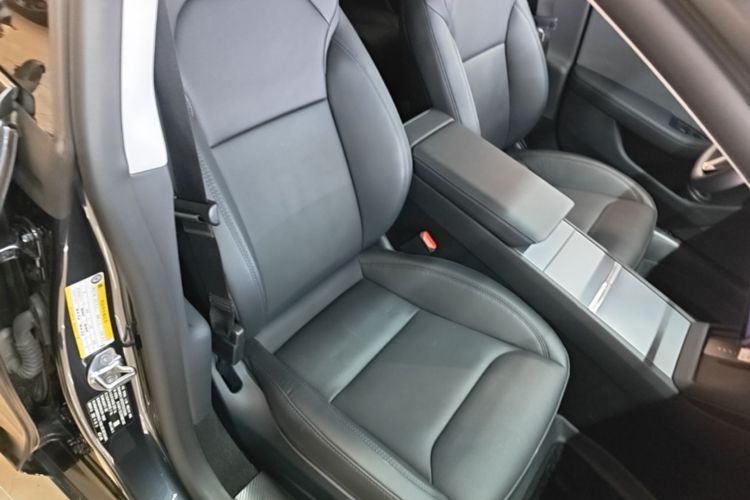 Used Tesla Model 3 2025 Rear-Wheel-Drive Version