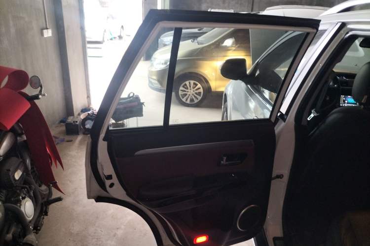 Used Haval H5 Classic 2016 Classic Edition 2.0T Manual 4x4 Prestige Model