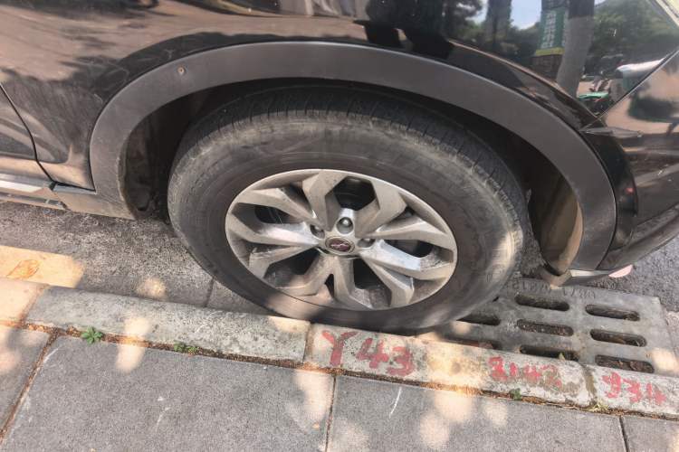 Used Hanteng X7 2016 1.5T Manual Luxury Edition
