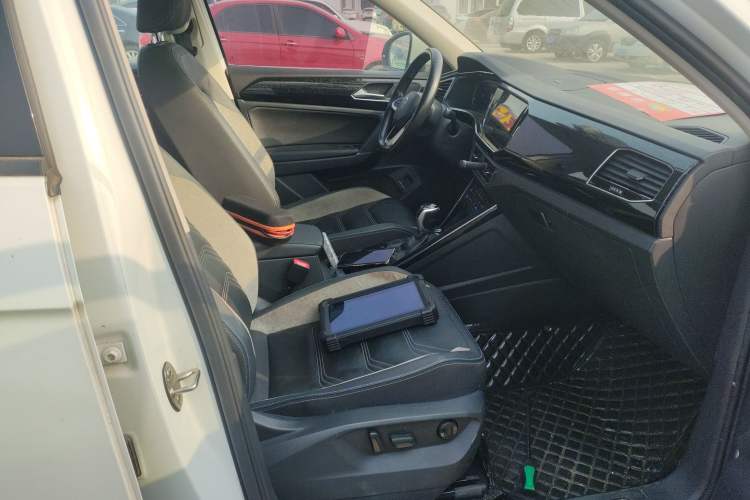 Used Volkswagen Tayron GTE Plug-in Hybrid 2020 1.4T Luxury Model Right Front Seat