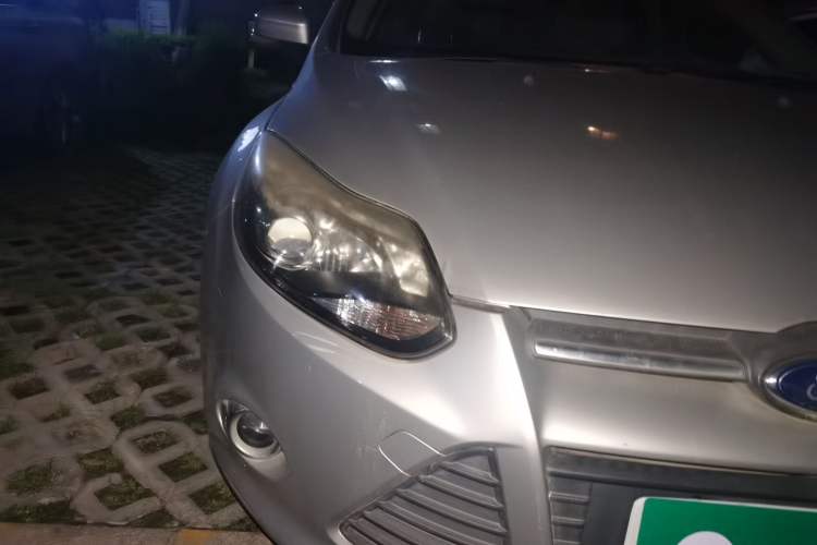 Used Ford Focus 2012 Hatchback 1.6L Automatic Fashion Edition
