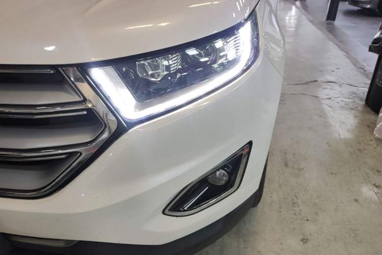 Used Ford Edge 2018 EcoBoost 245 Two-Wheel-Drive Titanium 7-Seater China V Standard
