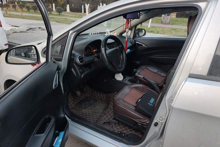 Used Chevrolet Sail 2013 Sedan 1.2L Manual Fashionable Happiness Edition