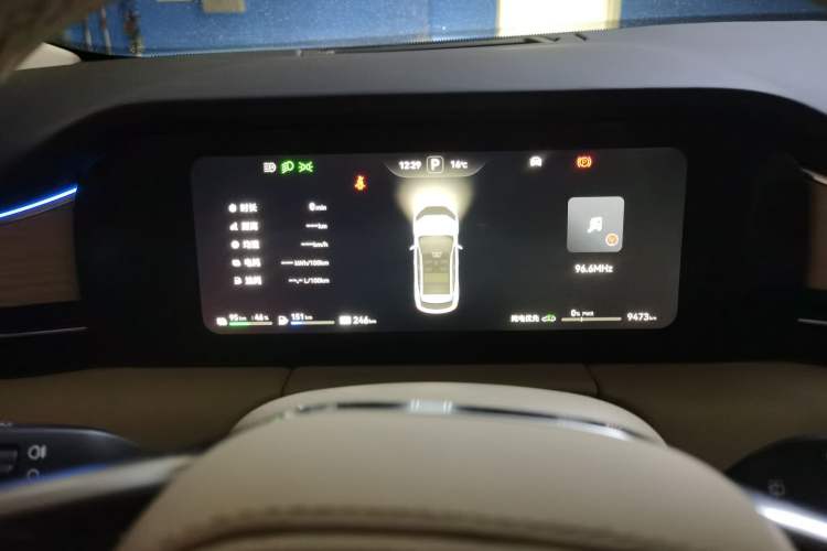 Used Hima AITO M5 2024 Extended-Range Max RS Four-Wheel Drive Advanced Intelligent Driving Version
