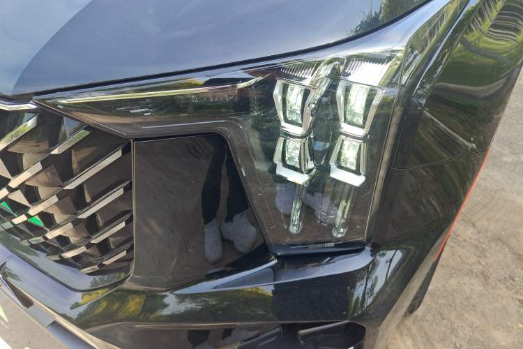 Used GAC Trumpchi GS8 2024 Linghang Series 2.0 TGDI Two-Wheel Drive Luxury Smart Connectivity Version