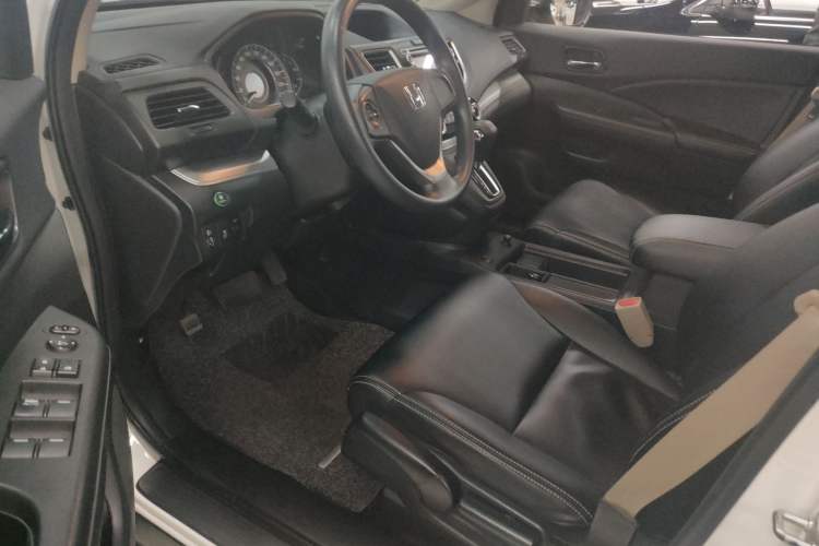 Used Honda CR-V 2016 2.0L two-wheel drive Urban Edition