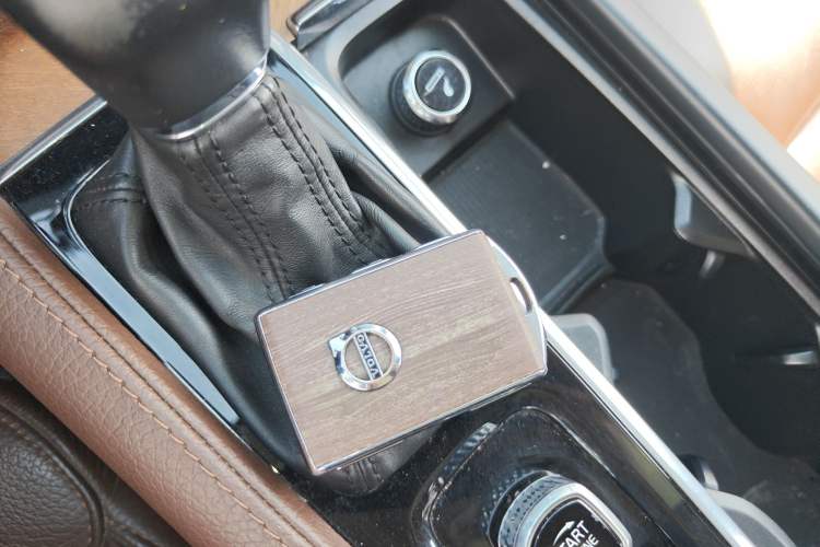 Used Volvo XC90 2019 T6 Zhiyi Edition 7-Seater China V Emission Standard
