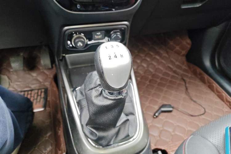 Used Changan CS15 2016 1.5L Manual Fashion Edition