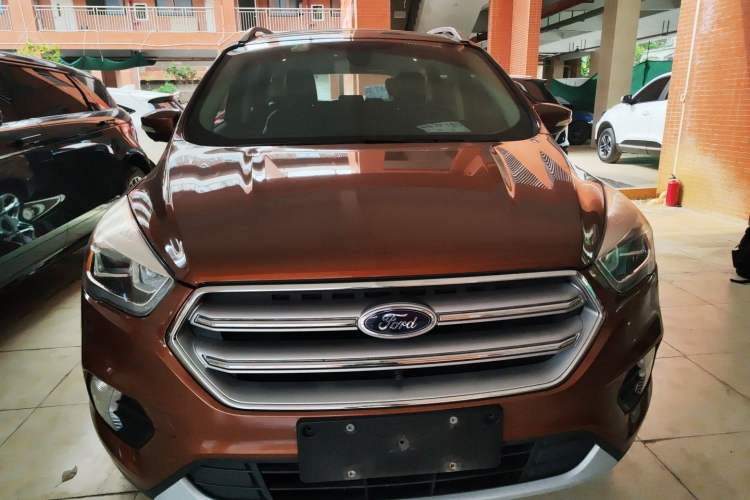 Used Ford Kuga 2018 EcoBoost 180 Two-Wheel-Drive Platinum Edition